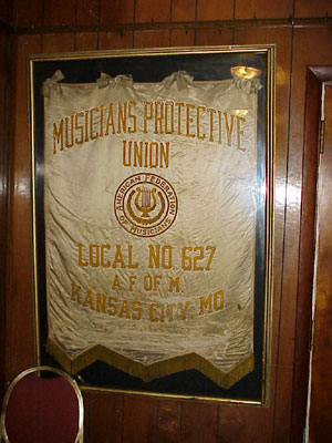 HistoricUnionBanner.jpg (37141 bytes)