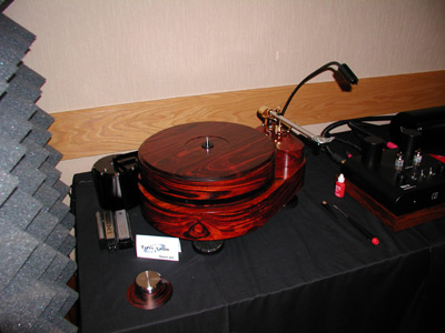 v1.jpg (38921 bytes)