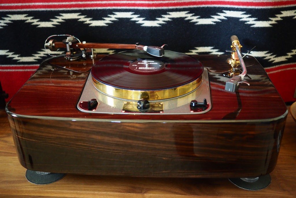 The 12.5-inch Woody SPU Tonearm on the Garrard Project 2015 Player System.